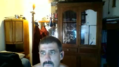 hoglegg99384194 online show from 11.19.25