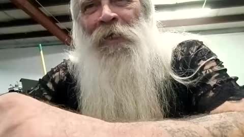 Hogschlong63 online show from 10.26.25