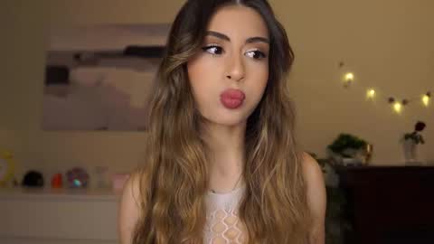 Moni Monica online show from 02.17.26