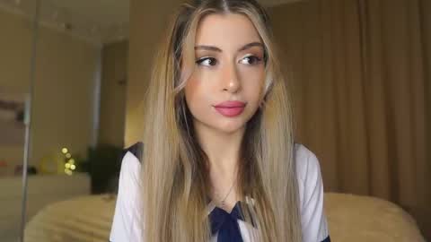 Moni Monica online show from 03.12.26