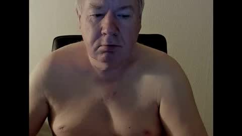 Holger online show from 10.22.25