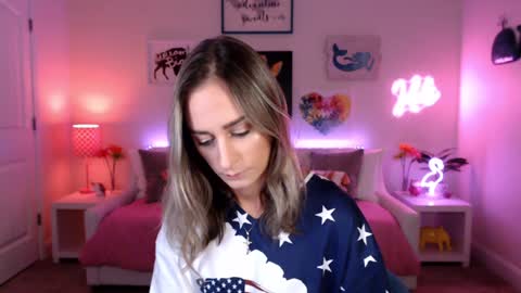 Holi Hurricane online show from 10.22.25