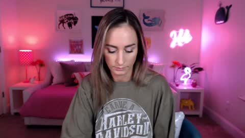 Holi Hurricane online show from 11.04.25