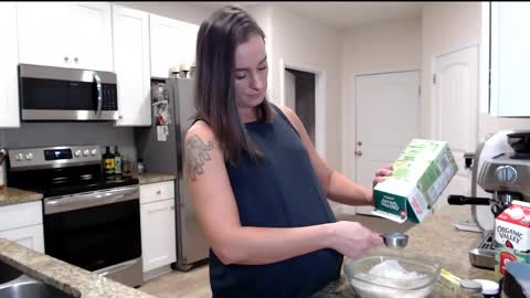 Holi Hurricane online show from 04.24.26