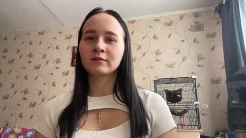 Snapshot of holleyburgees chatting on 03.03.26 I am Mary ntmu Lets hit 10 Thumbs Up together We are almost done online show from 03.03.26