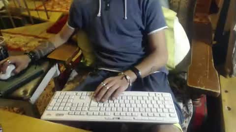 Hollio online show from 09.15.25