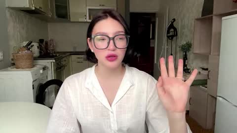 Snapshot of hollisguerrette chatting on 02.23.26 Sofia online show from 02.23.26