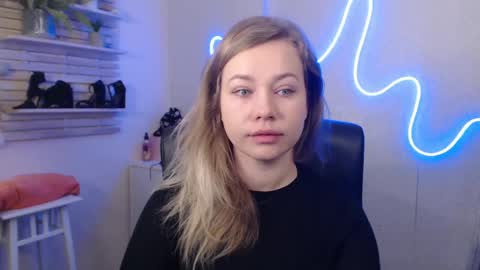 Holly online show from 01.28.25