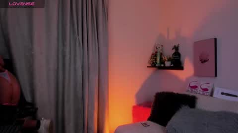 Snapshot of holly_rose69 chatting on 03.22.26 Holly online show from 03.22.26