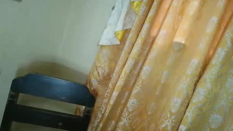 Mika Duhay Velat online show from 01.15.26