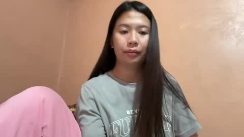 Snapshot of holly_wyn chatting on 07.29.26 holly_wyn online show from 07.29.26