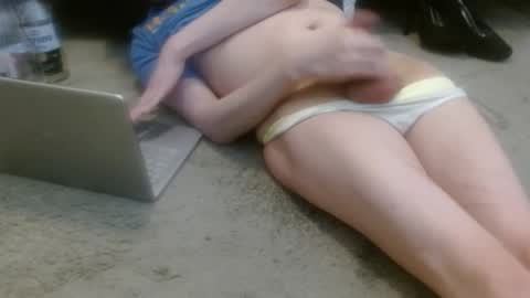 Snapshot of hollyhawkes chatting on 12.15.25 Holly Hawkes online show from 12.15.25