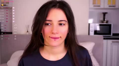 Snapshot of hollymonica chatting on 02.19.25 Delly online show from 02.19.25