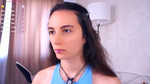 Snapshot of hollymonica chatting on 09.13.25 Delly online show from 09.13.25