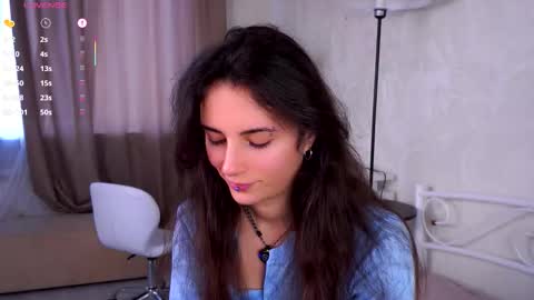 Snapshot of hollymonica chatting on 11.03.25 Delly online show from 11.03.25