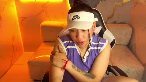 Holly  online show from 11.13.25