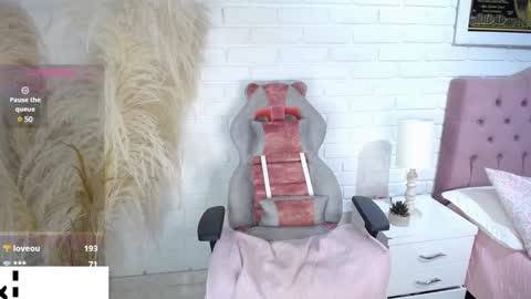 Snapshot of hollyprincess_2 chatting on 01.15.25 holly princess mermaid online show from 01.15.25