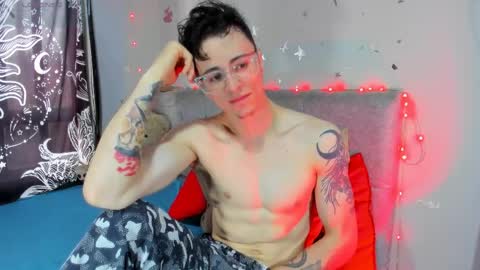 Hades and Persefone online show from 03.30.26