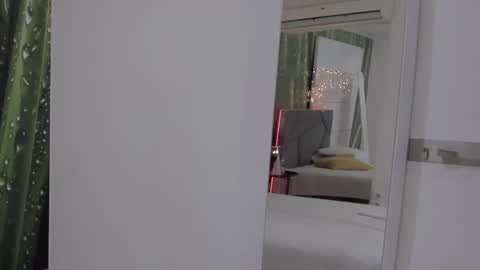 HollyTaillor online show from 04.02.26