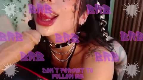 holly online show from 01.03.25