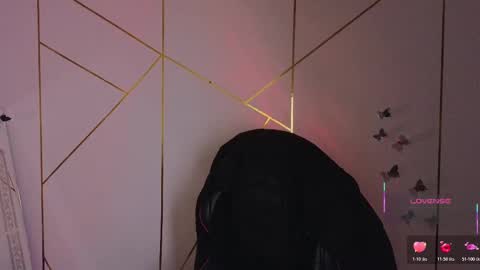 holly online show from 10.18.25