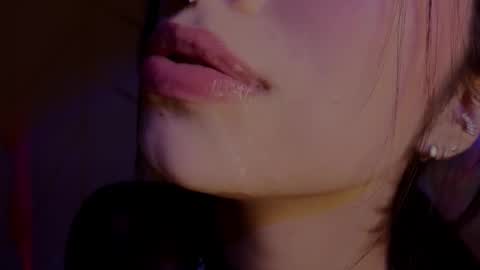 holly online show from 02.10.26