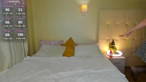 Emma online show from 12.20.24