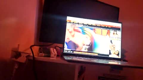 holtsteelxx6 online show from 04.30.26