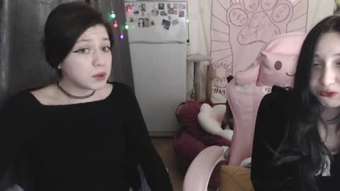 Ho Lee Sheet online show from 01.14.25