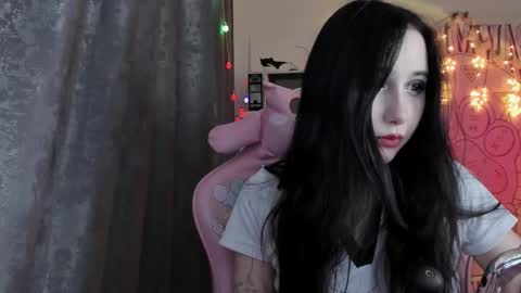 Ho Lee Sheet online show from 03.12.25