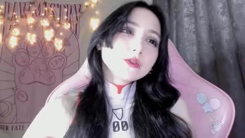 Ho Lee Sheet online show from 11.09.25