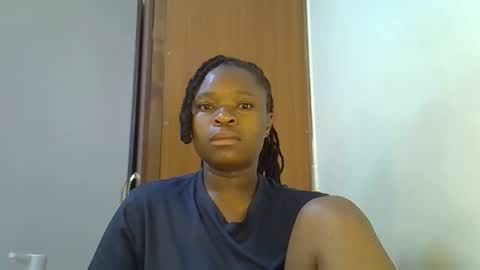 holy_ebony online show from 05.18.26