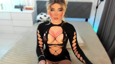 Miss Gia online show from 06.07.26