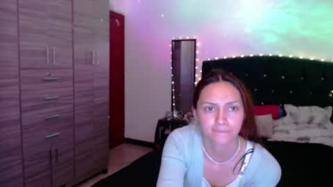 holy_julii online show from 06.14.26
