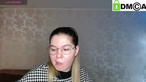 Snapshot of holy_michela chatting on 12.27.24 Welcome guys Pleasure to see you all here My name is MichaelaTip menu is active Private is open online show from 12.27.24