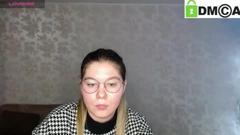 Snapshot of holy_michela chatting on 12.27.24 Welcome guys Pleasure to see you all here My name is MichaelaTip menu is active Private is open online show from 12.27.24