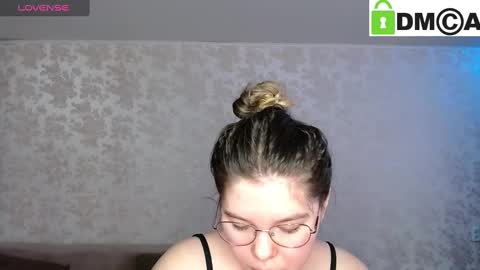 Snapshot of holy_michela chatting on 01.17.25 Welcome guys Pleasure to see you all here My name is MichaelaTip menu is active Private is open online show from 01.17.25
