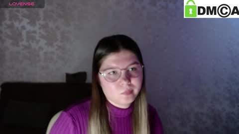 Snapshot of holy_michela chatting on 03.04.25 Welcome guys Pleasure to see you all here My name is MichaelaTip menu is active Private is open online show from 03.04.25