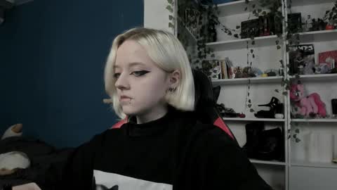 holy_mistresss online show from 11.15.25