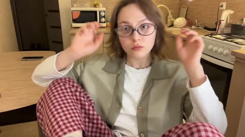 dori not holy get my tg channel with link from description under last photo online show from 02.06.25