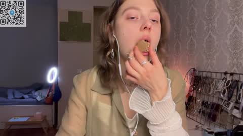 dori not holy get my tg channel with link from description under last photo online show from 02.08.25