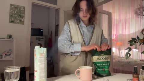 dori not holy get my tg channel with link from description under last photo online show from 03.08.25