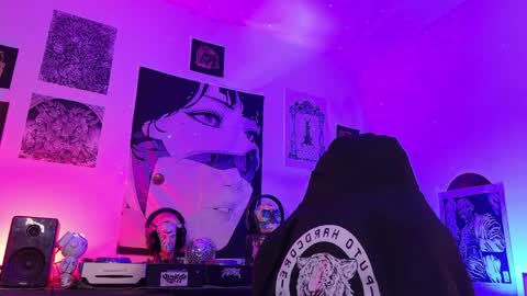   online show from 05.10.26
