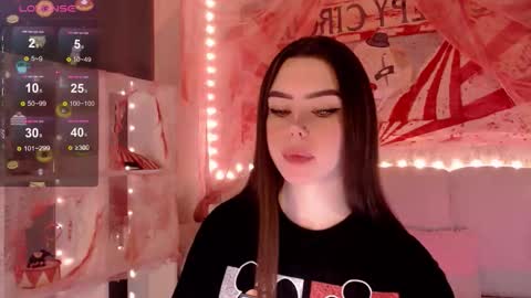 Snapshot of holymiax chatting on 11.02.25 Mia online show from 11.02.25