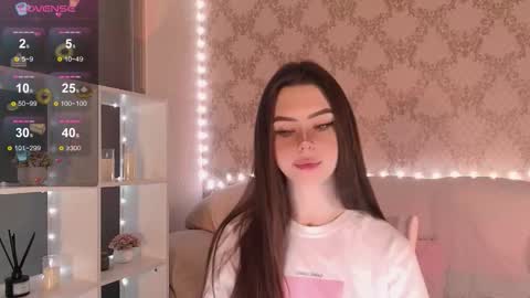 Snapshot of holymiax chatting on 12.16.25 Mia online show from 12.16.25