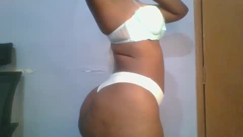 honey_beb online show from 02.21.25