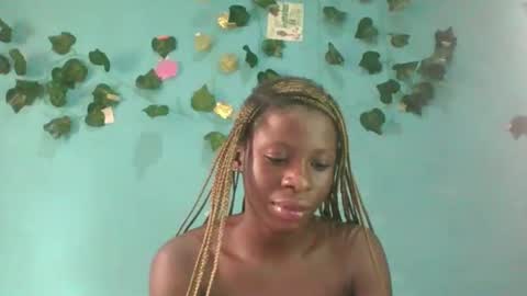 Queen online show from 10.06.25