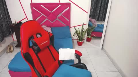 honey_channe online show from 09.17.25