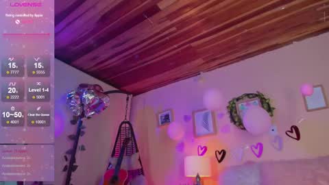 Snapshot of honey_fox01 chatting on 02.26.25 HONEY online show from 02.26.25