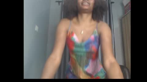 Snapshot of honey_juicydoll chatting on 07.14.26 Sonia online show from 07.14.26